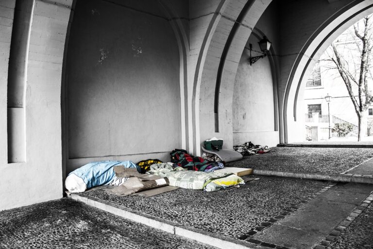 Picture of poverty in Croatian cities: More than a thousand citizens live on the streets!